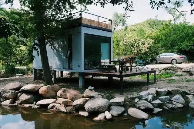 集裝箱建筑物對(duì)地面基礎(chǔ)有什么要求呢？