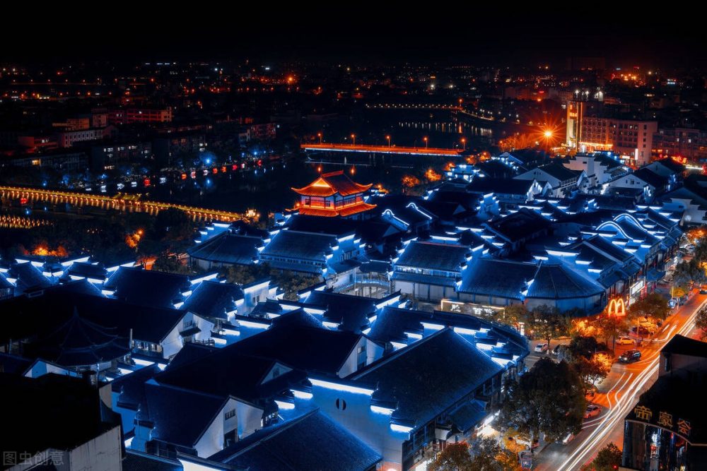 http://www.baoxiangjinshu.com/wp-content/uploads/2024/03/2023022211472786354-1000x667.jpg